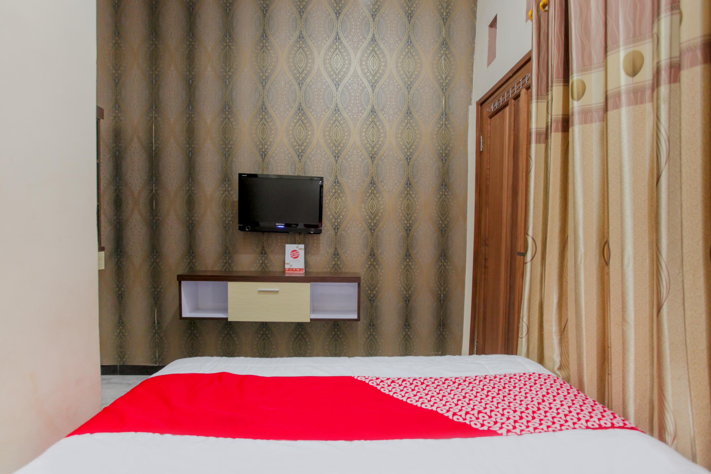 Reddoorz At Villa Akbar 3 Batu  Eksteriør bilde